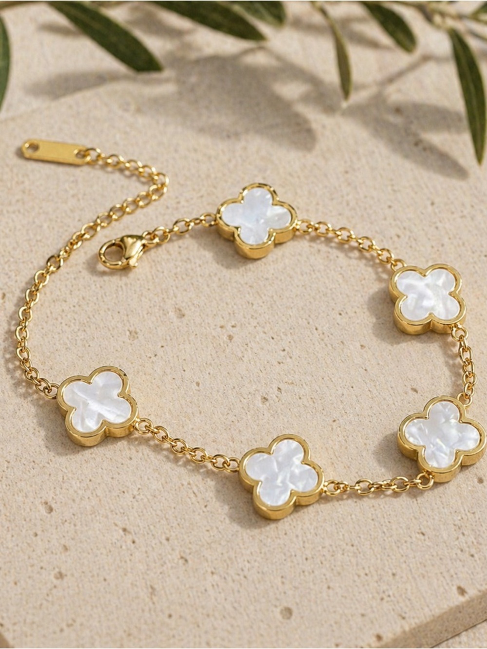 Elegant 18k Gold Plated White Clover Floral Bracelet